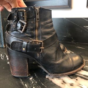 Freebird bolo black leather bootie 9